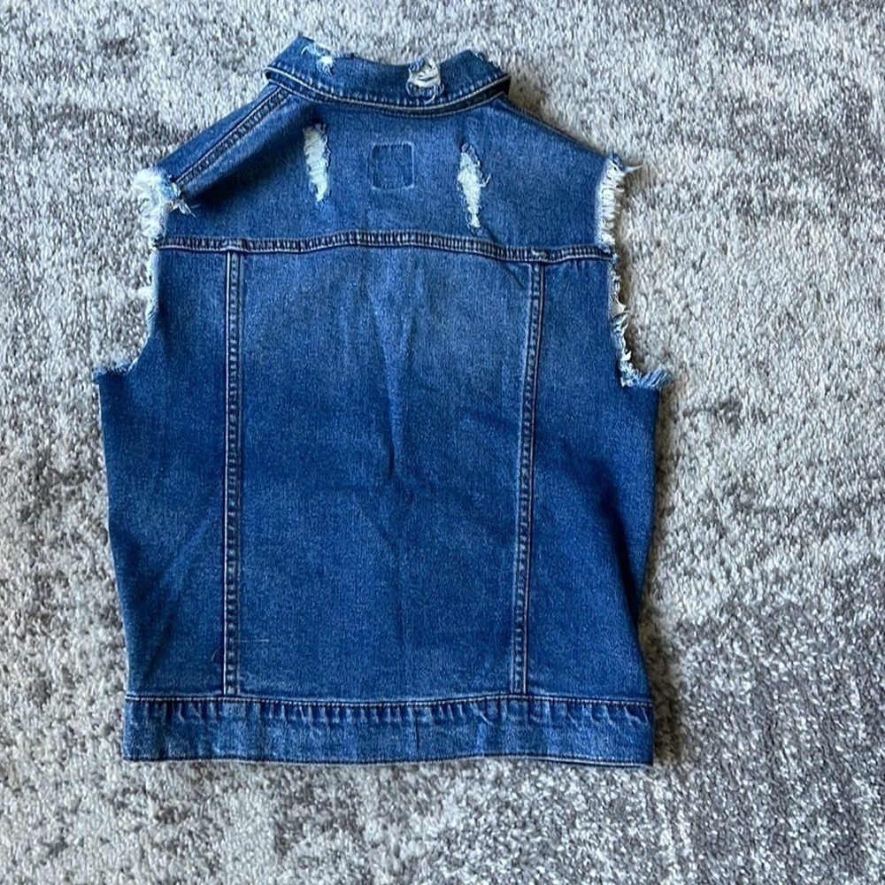 Cute! Cute! Distressed Denim Vest - Picture 3 of 4